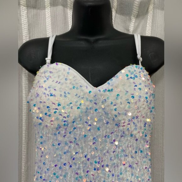 NWT‎ Elegant White Iridescent Sequins Tulle Mermaid Prom Wedding Gown Size M - Picture 2 of 16